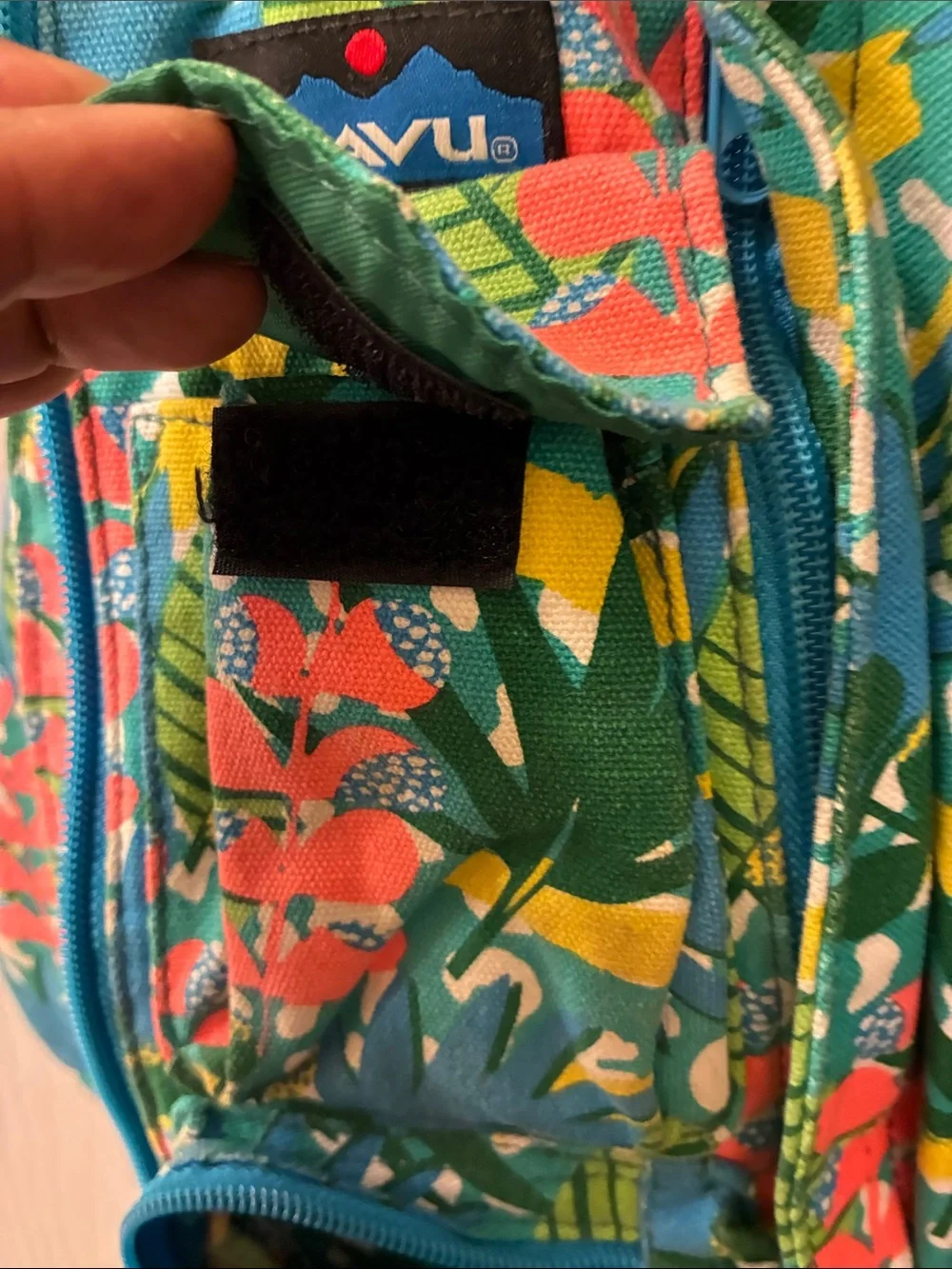 Kavu Tropical Floral Rope Sling Bag — Teal, Coral & Green